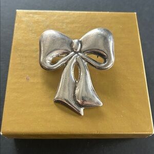 Vintage 925 Bow Tie Brooch Sterling Silver Pin or necklace pendant